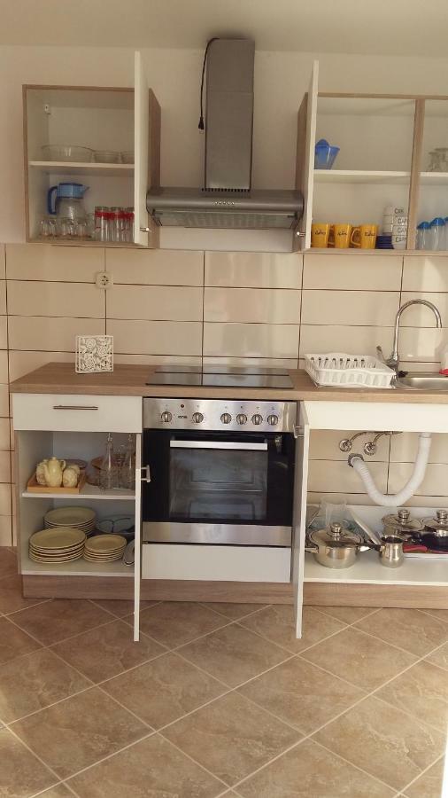 Ruzicin Dvor Apartment Povlja  Ngoại thất bức ảnh