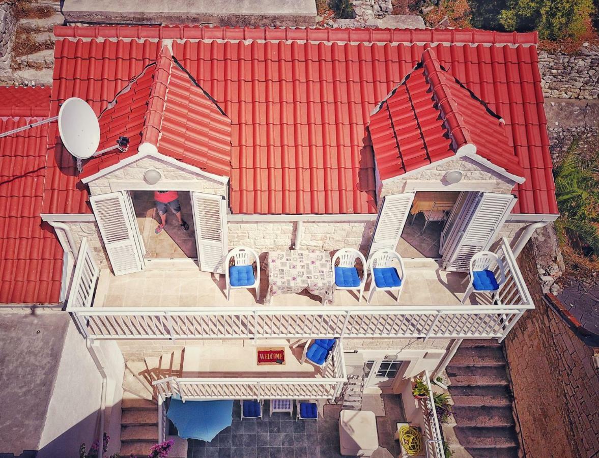 Ruzicin Dvor Apartment Povlja  Ngoại thất bức ảnh