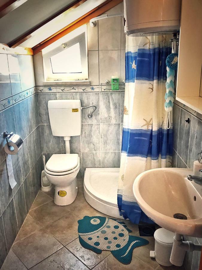 Ruzicin Dvor Apartment Povlja  Ngoại thất bức ảnh